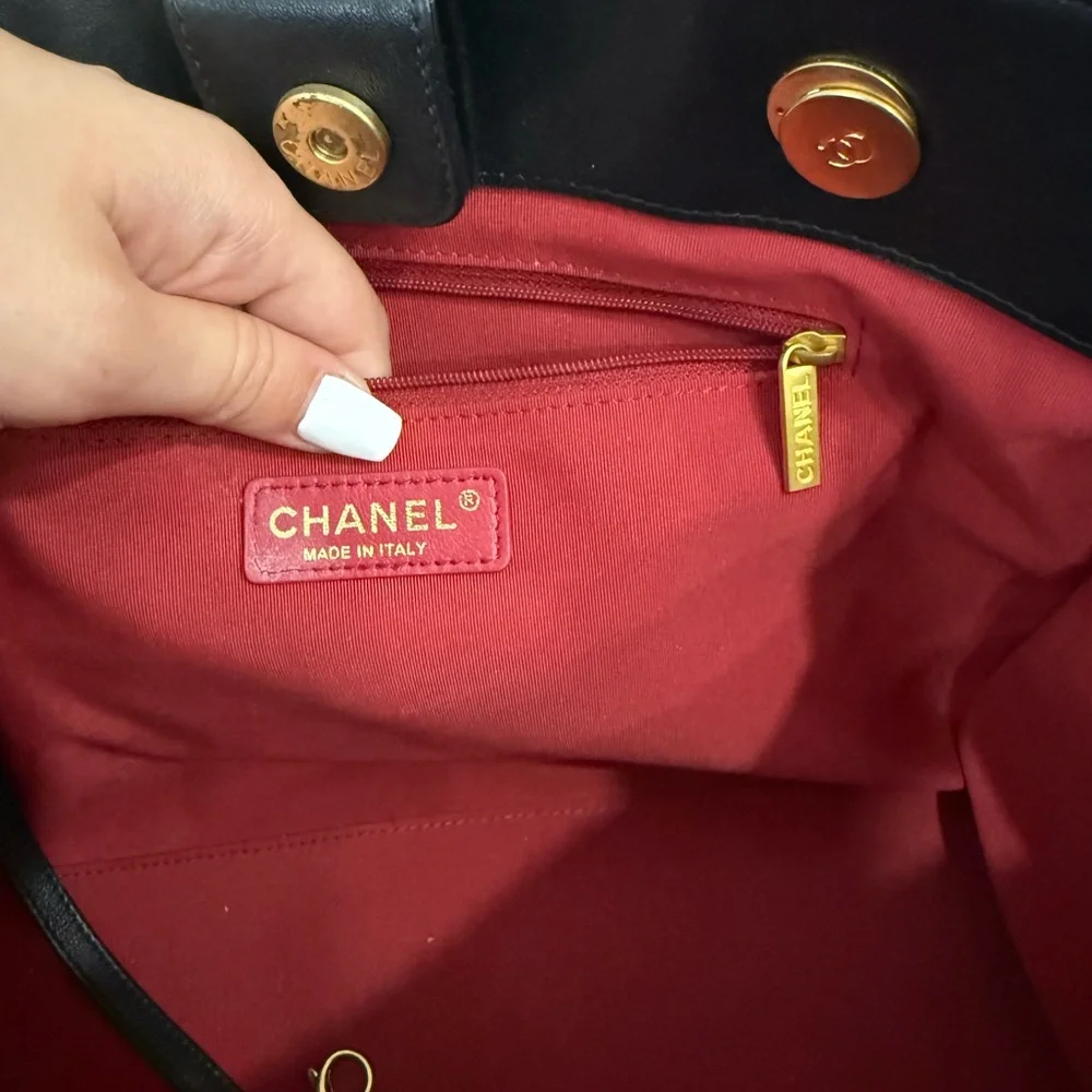 CHANEL Shopping Tote Quilted Calfskin Large - Picture 3 of 7